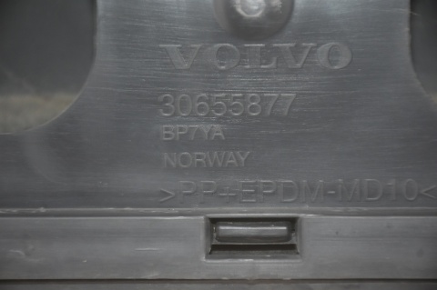 ZDERZAK PRZEDNI PRZÓD VOLVO C70 II 426-26