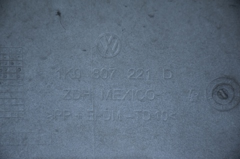 ZDERZAK PRZEDNI PRZÓD VW JETTA GOLF V KOMBI LD7X