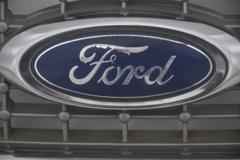 GRILL ATRAPA CHŁODNICY FORD MONDEO MK4 7S71-8200-A