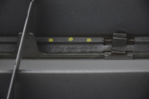 GRILL ATRAPA CHŁODNICY MERCEDES C W204 2048800023