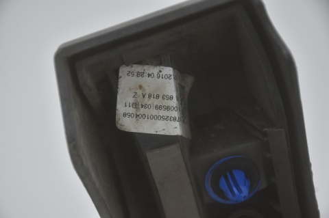 LISTWA NAKŁADKA BŁOTNIKA TYLNA PRAWA AUDI Q2 81A853818A