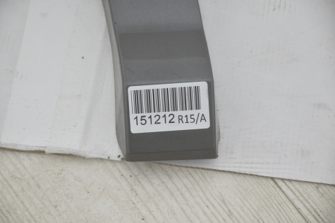 LISTWA NAKŁADKA BŁOTNIKA TYLNA PRAWA AUDI Q2 81A853818A