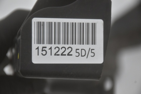 ŚLIZG POD LAMPE PRZÓD PRAWY BMW E90 E91 LIFT 7138402