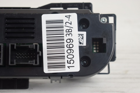 PANEL KLIMATYZACJI MERCEDES W204 A2048308285