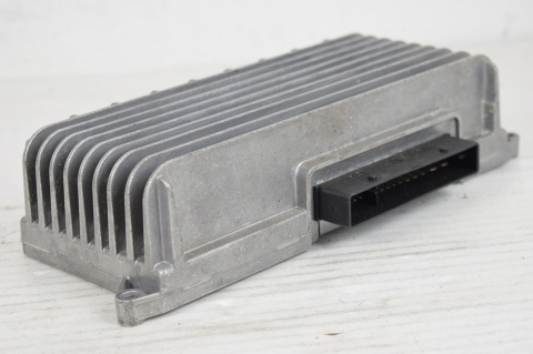 WZMACNIACZ BOSE AUDI 8T0035223J